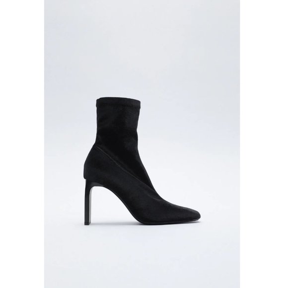 Zara Shoes - NWT Zara Size 7.5 Black Velvet Heeled Ankle Boots